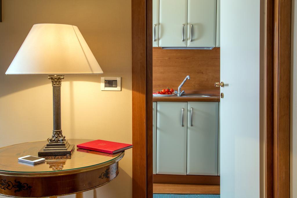 Astrid Roma Suites Kültér fotó